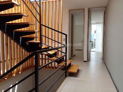 Casa de 3 alcobas en venta en Envigado, Envigado, 284 m² · foto 8 de 20