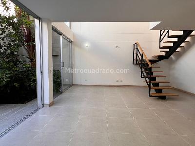 Casa de 3 alcobas en arriendo en Ronegro, Rionegro, 165 m² · foto 2 de 14