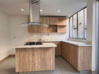 Casa de 3 alcobas en arriendo en Ronegro, Rionegro, 165 m² · foto 3 de 14