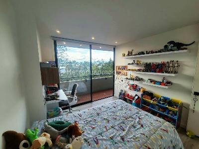 Apartamento de 3 alcobas en venta en Los Naranjos, Medellín, 120 m² · foto 15 de 20