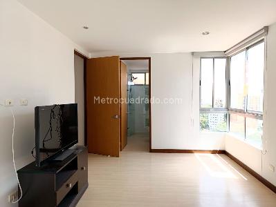 Apartamento de 2 alcobas en arriendo en Los Balsos, Medellín, 114 m² · foto 12 de 17