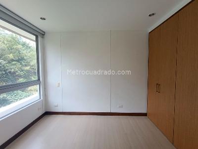Apartamento de 2 alcobas en arriendo en Los Balsos, Medellín, 114 m² · foto 13 de 17