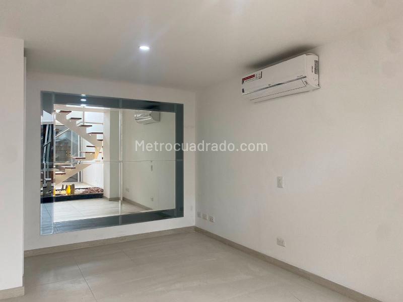 2BR House in LLANOGRANDE (162 m²) - 3