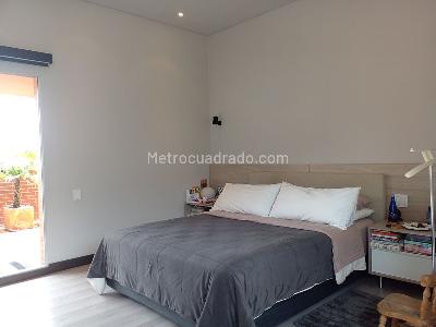 Apartamento de 3 alcobas en venta en El Poblado, Medellín, 202 m² · foto 11 de 18
