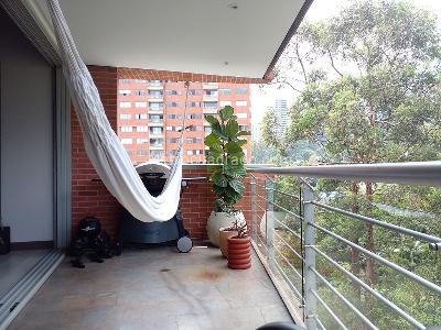 Apartamento de 3 alcobas en venta en El Poblado, Medellín, 202 m² · foto 18 de 18