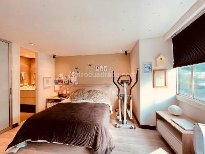 Apartamento de 3 alcobas en venta en El Poblado, Medellín, 202 m² · foto 9 de 18