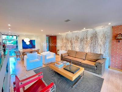 Apartamento de 2 alcobas en venta en San Lucas, Medellín, 150 m² · foto 1 de 13