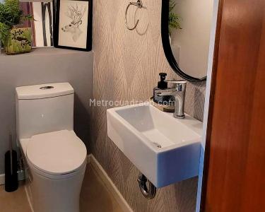 Apartamento de 2 alcobas en arriendo en El Poblado, Medellín, 120 m² · foto 10 de 12