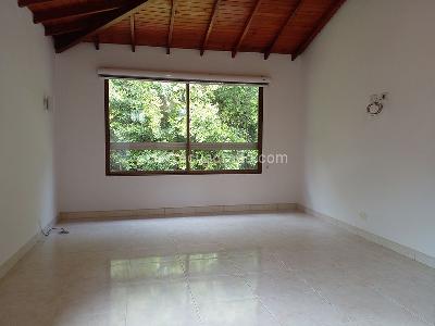 Casa de 3 alcobas en venta en Envigado, Envigado, 215 m² · foto 10 de 20