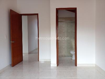 Casa de 3 alcobas en venta en Envigado, Envigado, 215 m² · foto 16 de 20