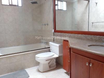 Casa de 3 alcobas en venta en Envigado, Envigado, 215 m² · foto 17 de 20