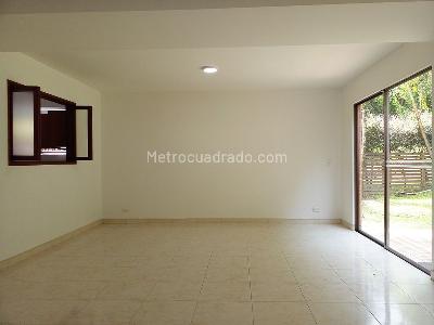 Casa de 3 alcobas en venta en Envigado, Envigado, 215 m² · foto 4 de 20
