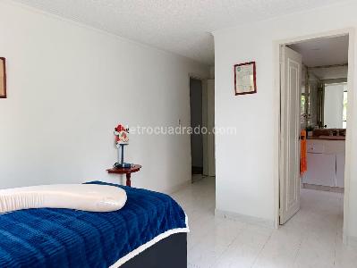Apartamento de 3 alcobas en arriendo en El Poblado, Medellín, 156 m² · foto 10 de 17