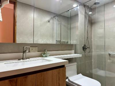 Apartamento de 3 alcobas en arriendo en El Poblado, Medellín, 180 m² · foto 17 de 19