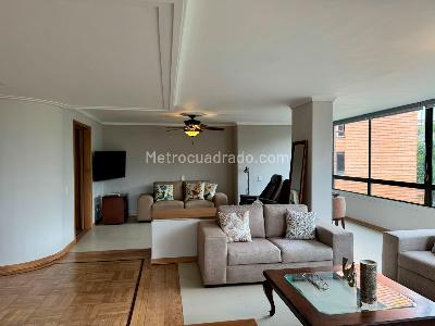 Apartamento de 3 alcobas en arriendo en El Poblado, Medellín, 180 m² · foto 4 de 19