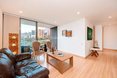 Apartamento de 3 alcobas en arriendo en El Poblado, Medellín, 95 m² · foto 8 de 19