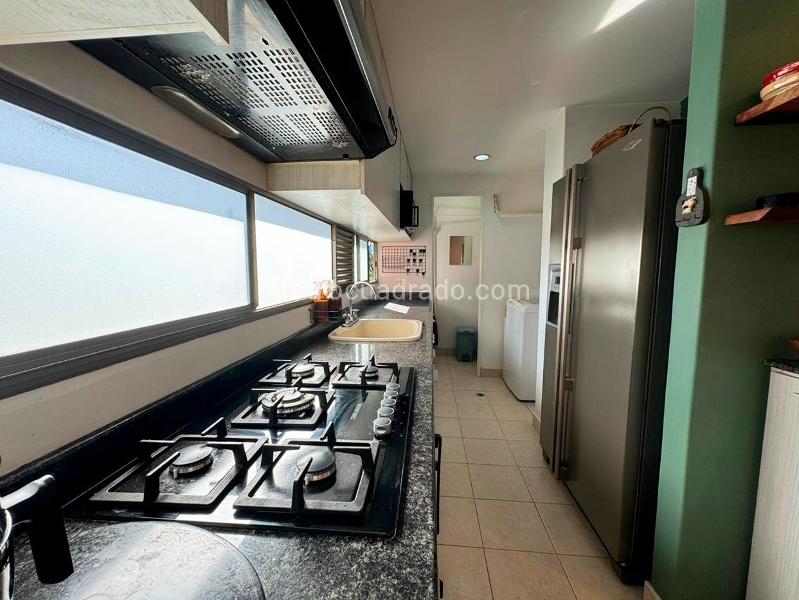 Apartamento de 2 Alcobas con Balcón en El Poblado - 6