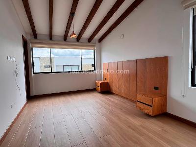 Casa de 3 alcobas en venta en Rionegro, Rionegro, 210 m² · foto 11 de 16