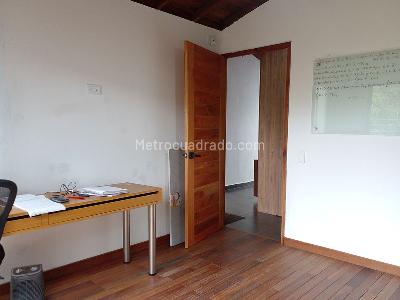Casa de 3 alcobas en venta en Envigado, Envigado, 200 m² · foto 15 de 20
