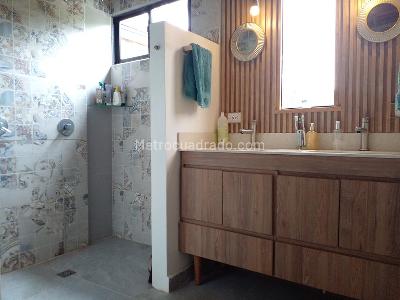 Casa de 3 alcobas en venta en Envigado, Envigado, 200 m² · foto 18 de 20