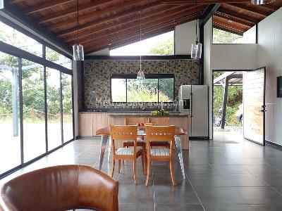 Casa de 3 alcobas en venta en Envigado, Envigado, 200 m² · foto 4 de 20