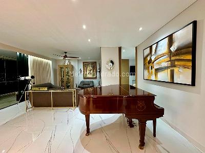 Apartamento en venta en El Poblado, Medellín · foto 2 de 19