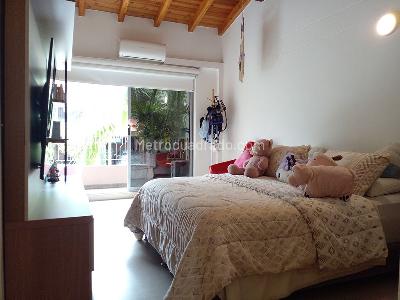 Casa de 3 alcobas en venta en Envigado, Envigado, 240 m² · foto 13 de 19