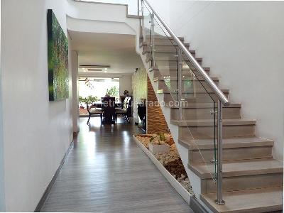 Casa de 3 alcobas en venta en Envigado, Envigado, 240 m² · foto 9 de 19