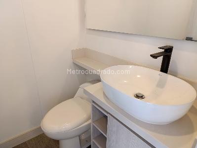 Apartamento de 1 alcoba en venta en El Poblado, Medellín, 88 m² · foto 14 de 16