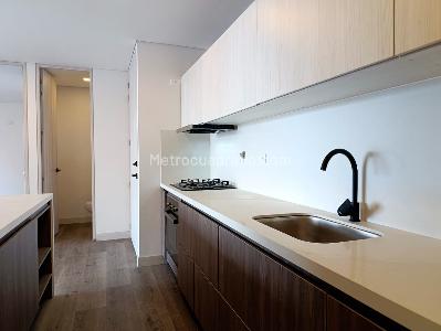 Apartamento de 1 alcoba en venta en El Poblado, Medellín, 88 m² · foto 7 de 16