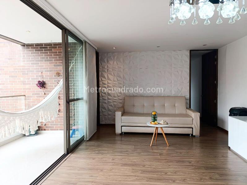 2BR Apartment for Rent in El Poblado (Gated Unit)