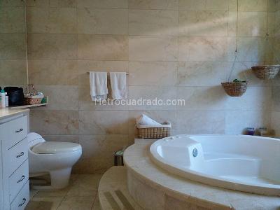 Casa de 3 alcobas en venta en Envigado, Envigado, 320 m² · foto 17 de 20