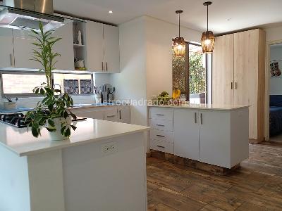 Casa de 3 alcobas en venta en Envigado, Envigado, 320 m² · foto 8 de 20