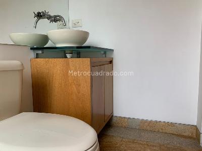 Casa en arriendo en El Poblado, Medellín · foto 15 de 19