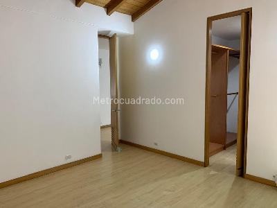 Casa en arriendo en El Poblado, Medellín · foto 8 de 19