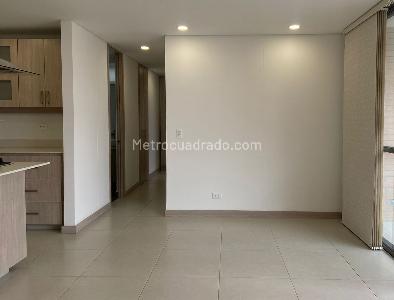 Apartamento de 3 alcobas en arriendo en Sabaneta, Sabaneta, 105 m² · foto 2 de 20