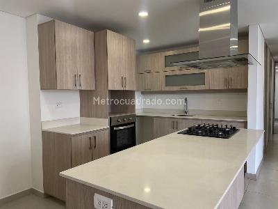 Apartamento de 3 alcobas en arriendo en Sabaneta, Sabaneta, 105 m² · foto 6 de 20