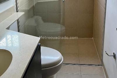 Casa de 3 alcobas en venta en Envigado, Envigado, 251 m² · foto 11 de 16