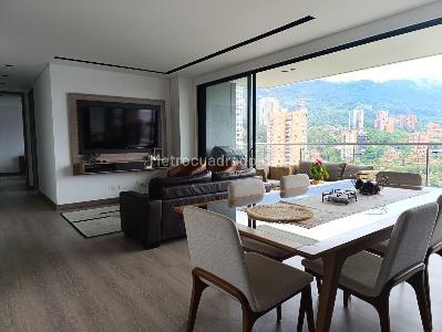 Apartamento de 3 alcobas en venta en Los Balsos, Medellín, 142 m² · foto 4 de 19