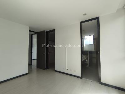 Apartamento de 3 alcobas en venta en Lalinde, Medellín, 123 m² · foto 11 de 13