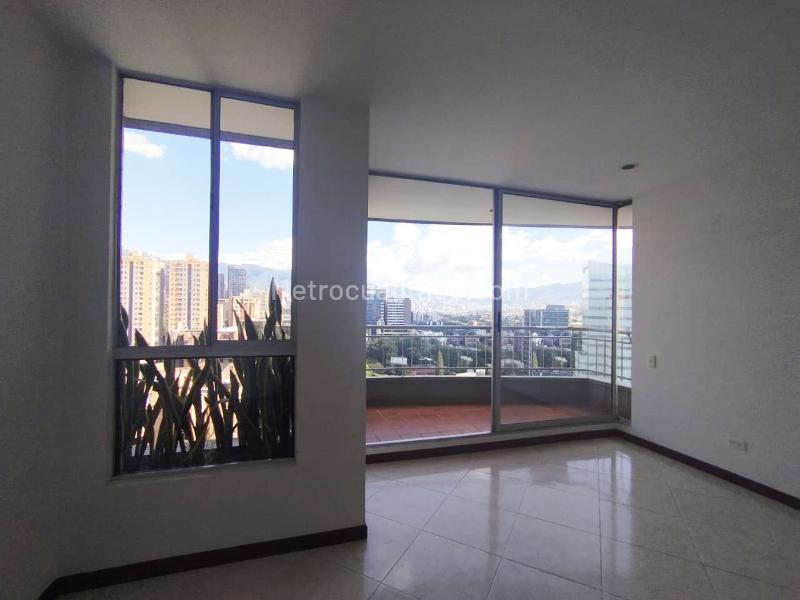 3BR Apartment in EL POBLADO (82 m²) - 3