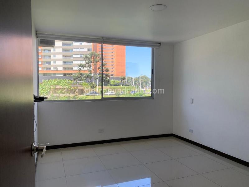 Apartamento de 2 Alcobas en El Poblado con Balcón y Parqueadero - 7