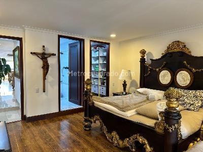 Apartamento de 4 alcobas en venta en El Poblado, Medellín, 380 m² · foto 11 de 16