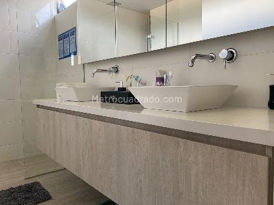 Apartamento de 3 alcobas en venta en Envigado, Envigado, 166 m² · foto 18 de 20