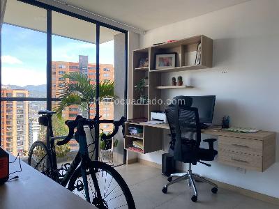 Apartamento de 3 alcobas en venta en Envigado, Envigado, 166 m² · foto 8 de 20