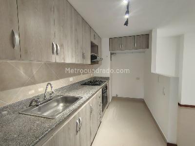 Apartamento de 3 alcobas en arriendo en El Poblado, Medellín, 112 m² · foto 6 de 18