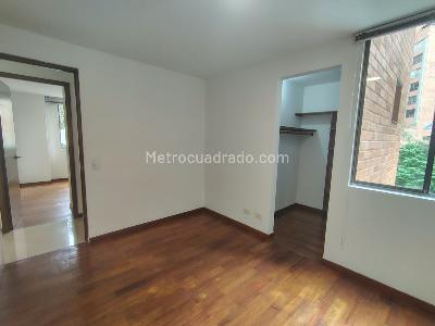 Apartamento de 3 alcobas en arriendo en El Poblado, Medellín, 112 m² · foto 12 de 18