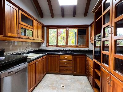 Casa de 3 alcobas en venta en Envigado, Envigado, 357 m² · foto 4 de 15