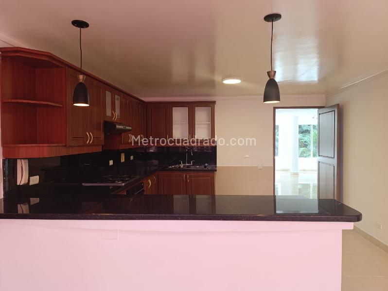 3BR House with Pool in El Poblado - 6