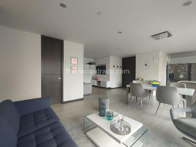 Apartamento de 3 alcobas en venta en El Poblado, Medellín, 149 m² · foto 2 de 15